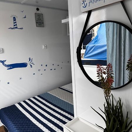 شقة Premium Hausboot Trave Traum لوبيك المظهر الخارجي الصورة
